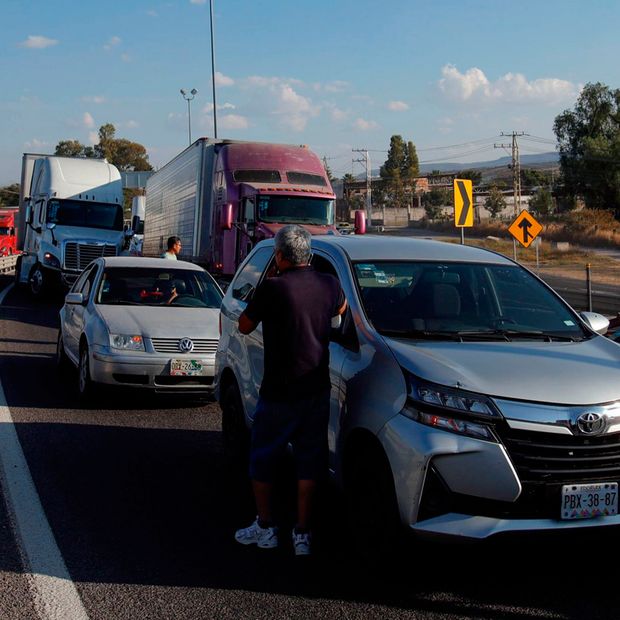 Bloqueo Carretera Querétaro por Agricultores
